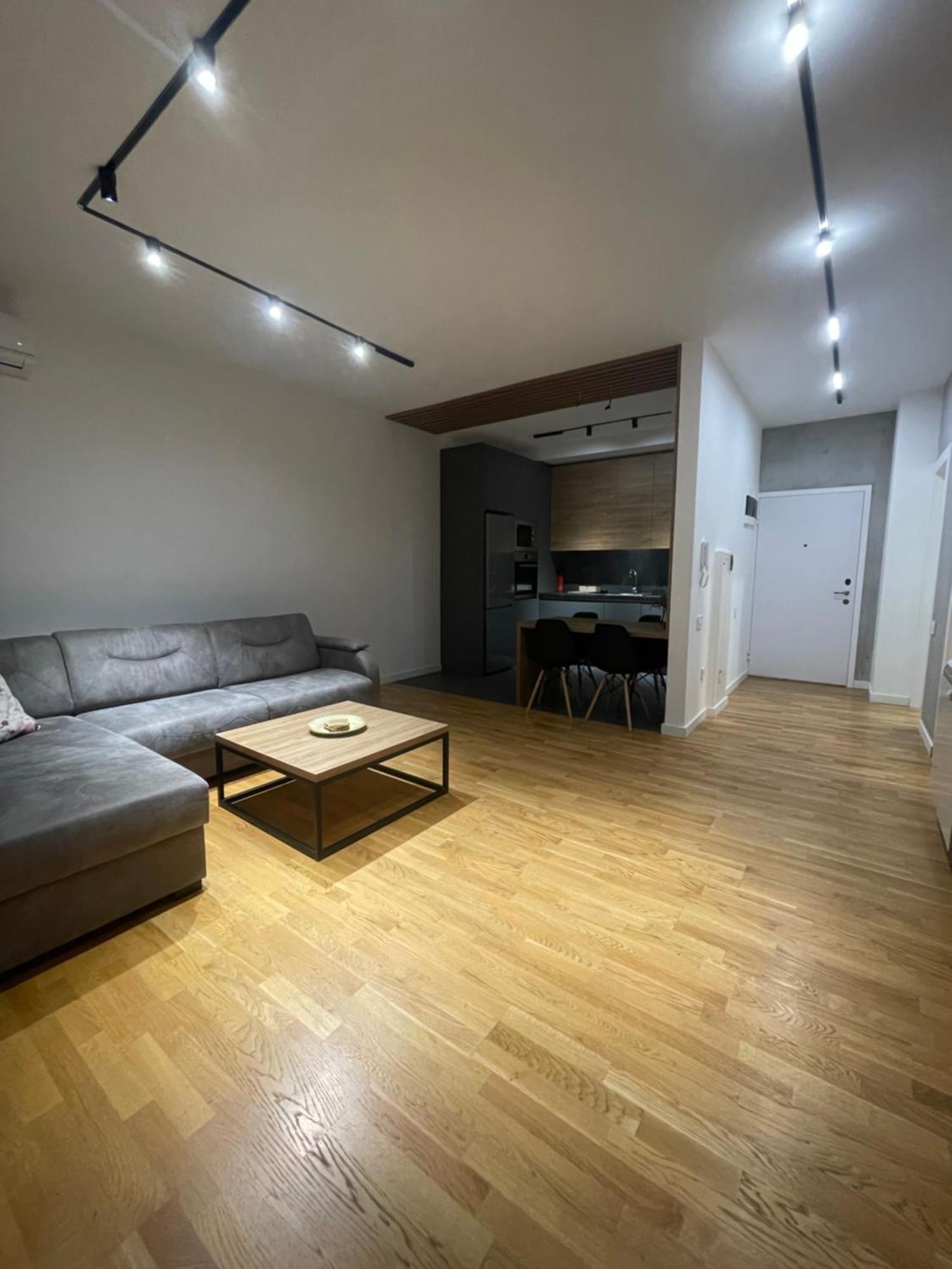 Apartament Leo Lux 2 Nisz Zewnętrze zdjęcie